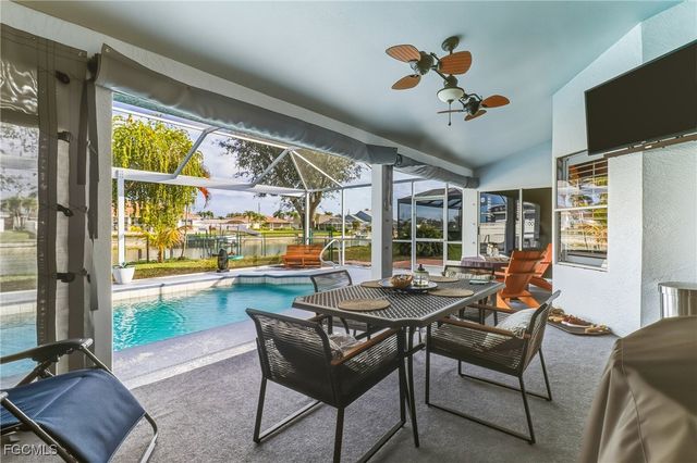 1023 SE 4th ST, Cape Coral, FL 33990