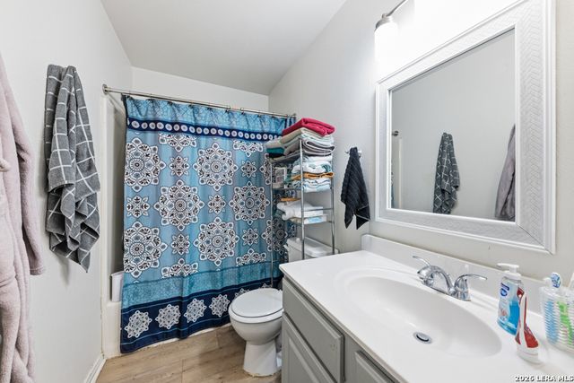 527 Roosevelt, Seguin, TX 78155