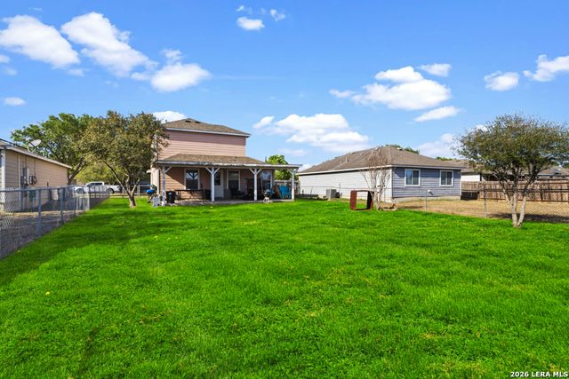 527 Roosevelt, Seguin, TX 78155