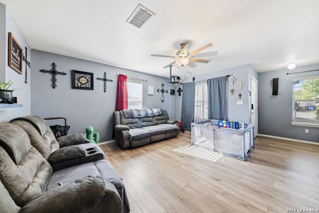 527 Roosevelt, Seguin, TX 78155