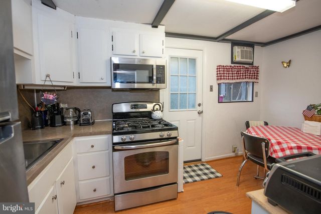 1715 S ISEMINGER ST, Philadelphia, PA 19148