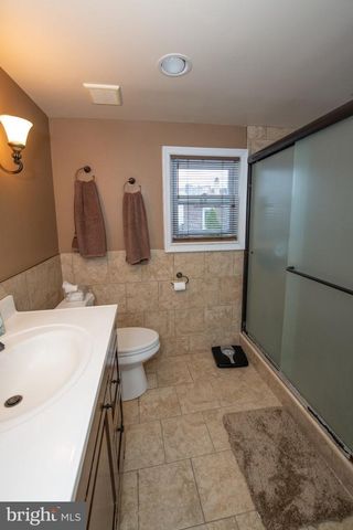 1715 S ISEMINGER ST, Philadelphia, PA 19148