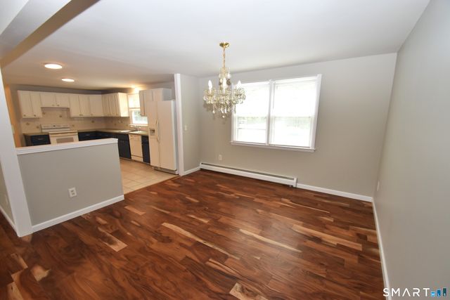 182 Great Swamp Road, Glastonbury, CT 06033