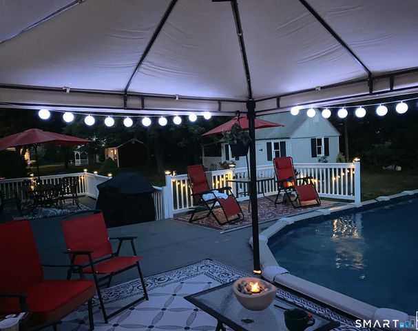 182 Great Swamp Road, Glastonbury, CT 06033