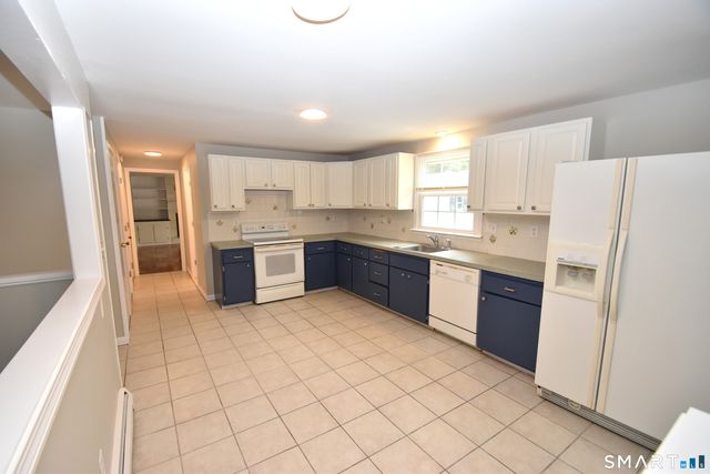 182 Great Swamp Road, Glastonbury, CT 06033