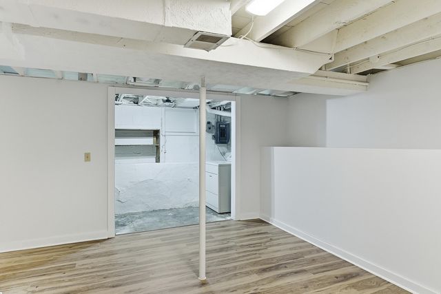 327 SPENCER Avenue, Council Bluffs, IA 51503