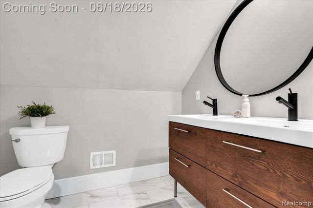 327 Leroy Street, Ferndale, MI 48220