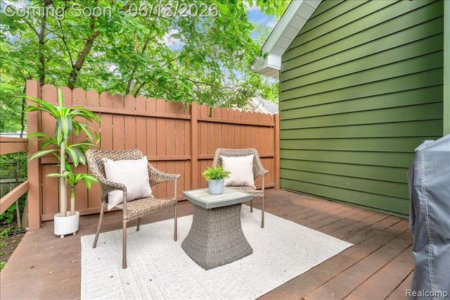 327 Leroy Street, Ferndale, MI 48220