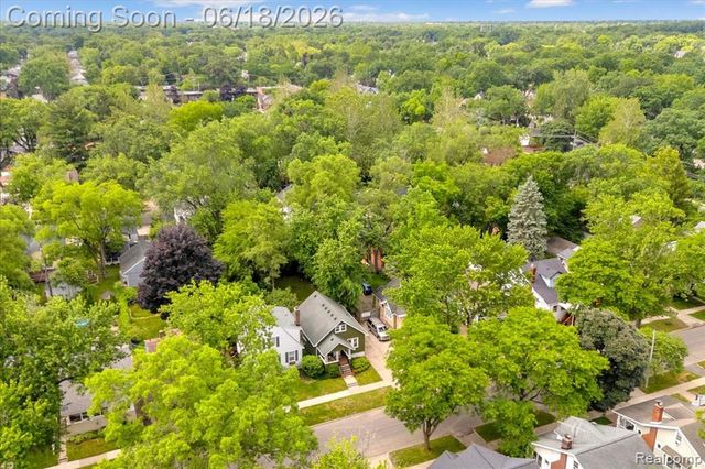 327 Leroy Street, Ferndale, MI 48220