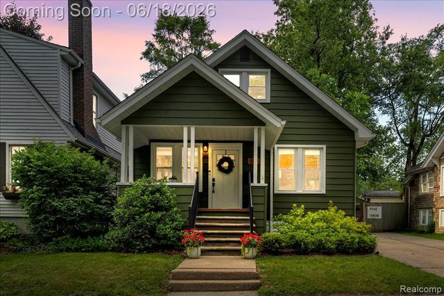 327 Leroy Street, Ferndale, MI 48220