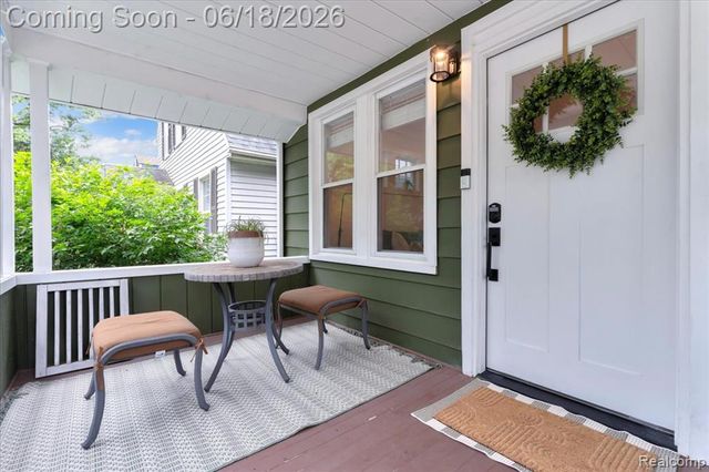 327 Leroy Street, Ferndale, MI 48220
