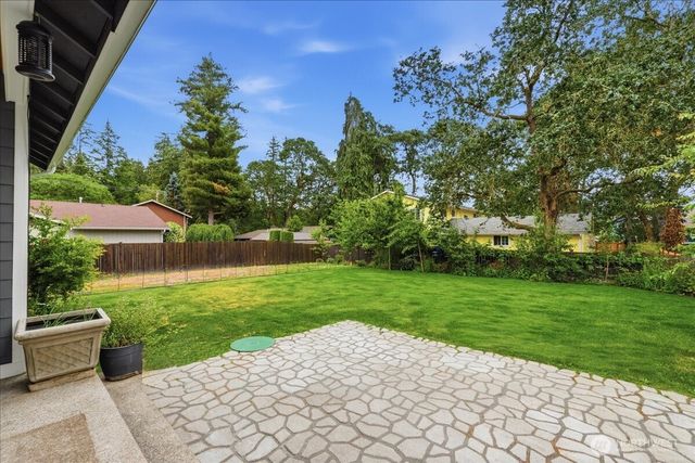 8316 Wildwood Avenue SW, Lakewood, WA 98498