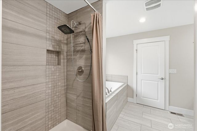 8316 Wildwood Avenue SW, Lakewood, WA 98498