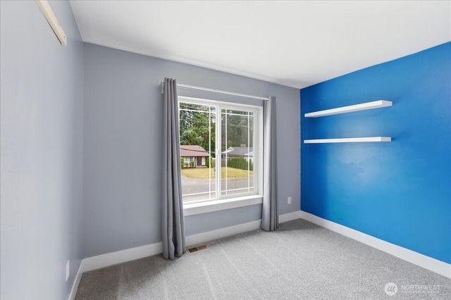 8316 Wildwood Avenue SW, Lakewood, WA 98498