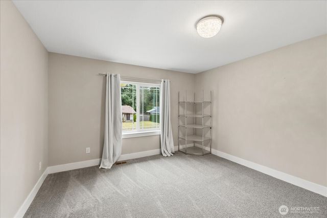 8316 Wildwood Avenue SW, Lakewood, WA 98498