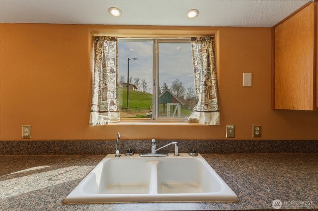 36 Kerley Drive, Walla Walla, WA 99362