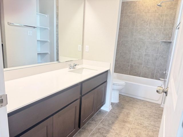 123 Saranac DR, Elgin, TX 78621