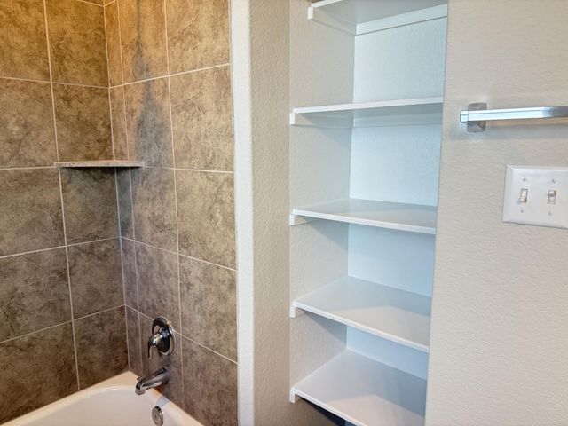 123 Saranac DR, Elgin, TX 78621
