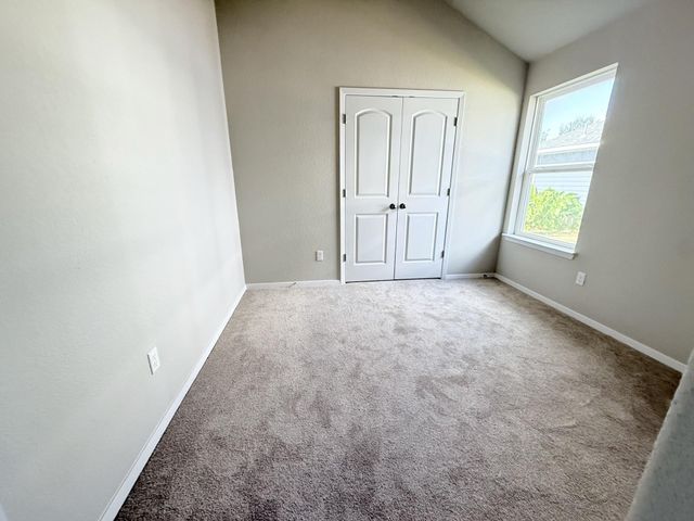 123 Saranac DR, Elgin, TX 78621