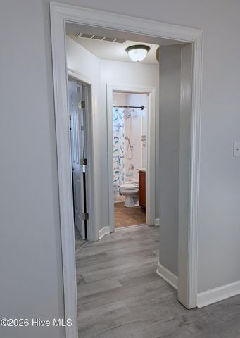 202 Brunswick Drive, Jacksonville, NC 28546