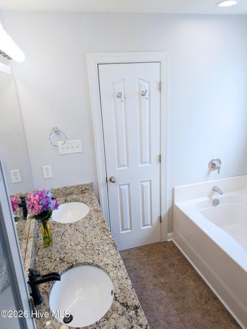 202 Brunswick Drive, Jacksonville, NC 28546