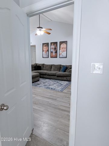 202 Brunswick Drive, Jacksonville, NC 28546