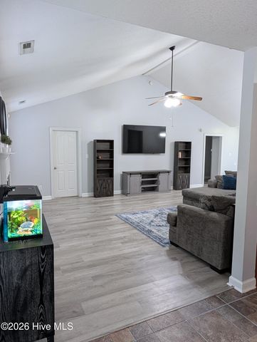 202 Brunswick Drive, Jacksonville, NC 28546