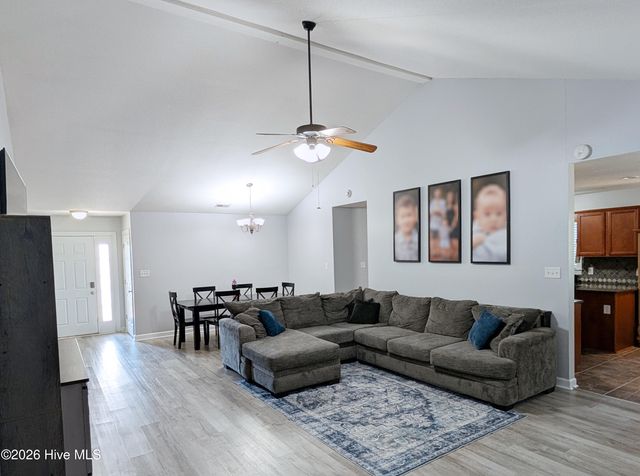 202 Brunswick Drive, Jacksonville, NC 28546