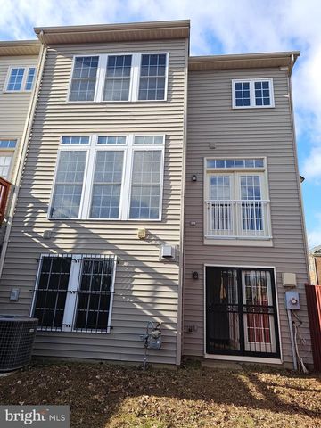 4691 HELEN WINTER TER, Alexandria, VA 22312