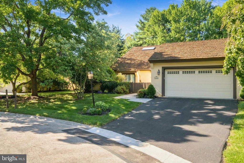 12 PASTERN LN, BLUE BELL, PA 19422 — exterior