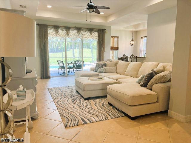 10364 Porto Romano DR, Miromar Lakes, FL 33913