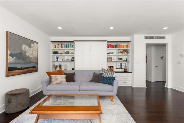 197 Eighth St 901, Boston, MA 02129