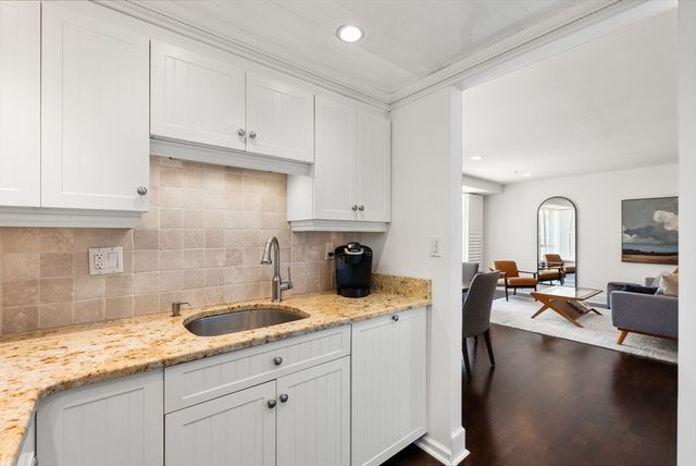 197 Eighth St 901, Boston, MA 02129