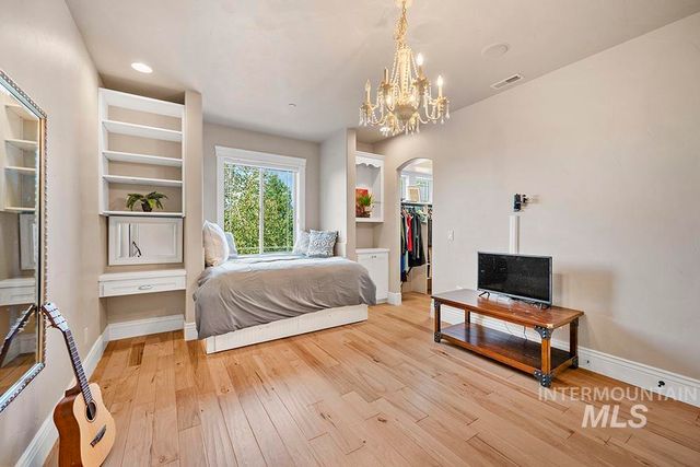 3598 N Timber Ridge Ln, Eagle, ID 83616