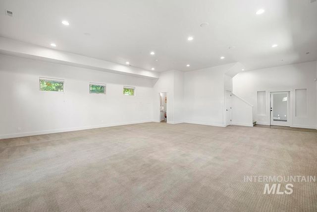 3598 N Timber Ridge Ln, Eagle, ID 83616