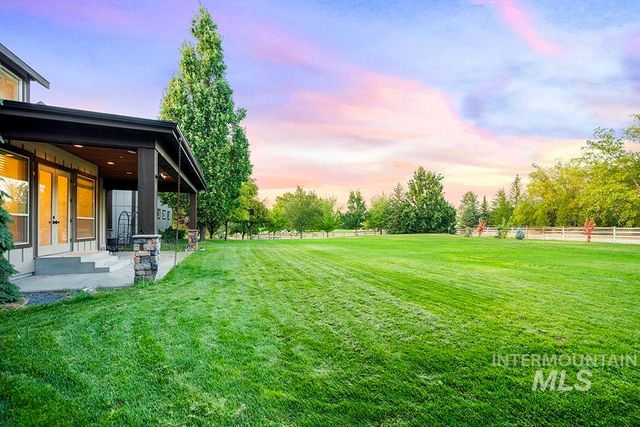 3598 N Timber Ridge Ln, Eagle, ID 83616