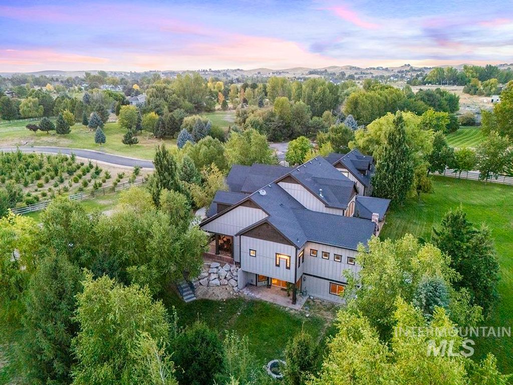 3598 N Timber Ridge Ln, Eagle, ID 83616 photo 39