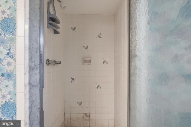371 MORELAND RD, Huntingdon Valley, PA 19006