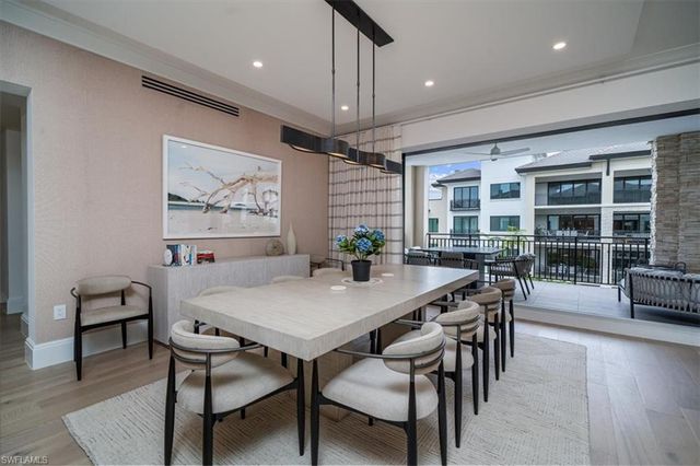 1130 3rd AVE S # 404, Naples, FL 34102