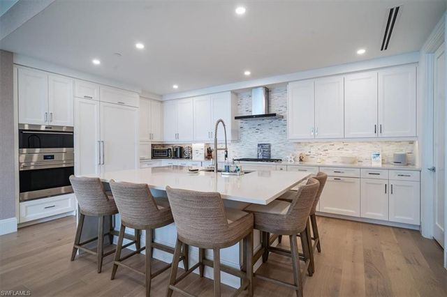 1130 3rd AVE S # 404, Naples, FL 34102