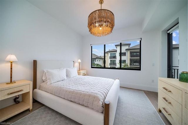 1130 3rd AVE S # 404, Naples, FL 34102