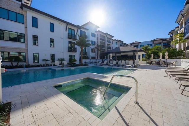 1130 3rd AVE S # 404, Naples, FL 34102