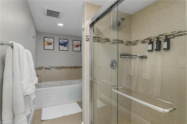 828 51st TER, Cape Coral, FL 33914