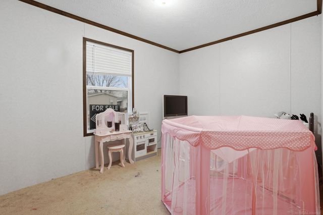 1829 Ponderosa Avenue, Columbus, MI 48063