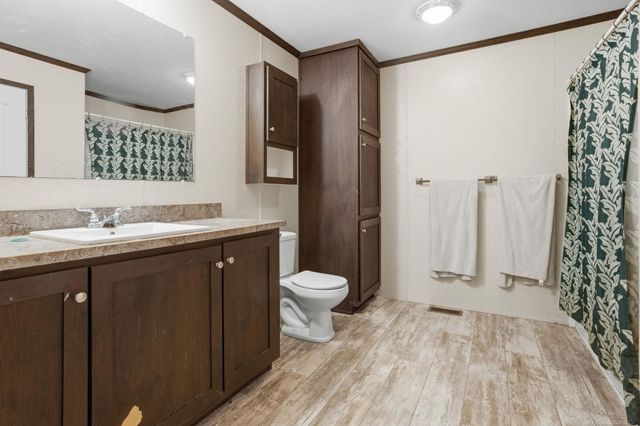 1829 Ponderosa Avenue, Columbus, MI 48063