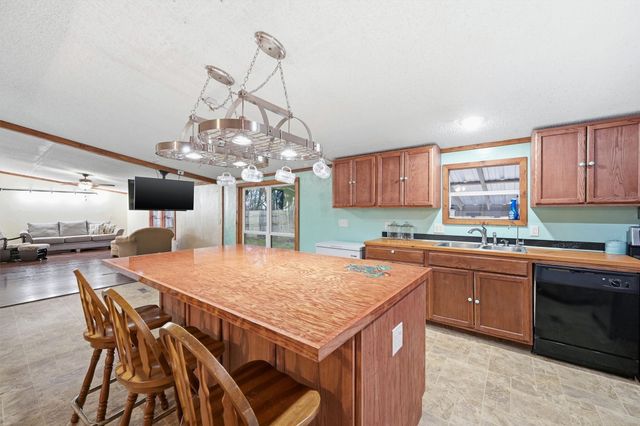 2421 Edwards Road, Van Alstyne, TX 75495