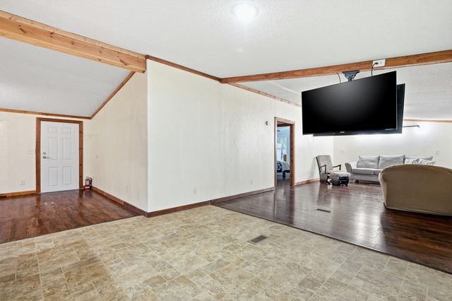 2421 Edwards Road, Van Alstyne, TX 75495