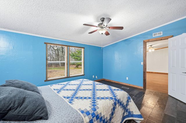 2421 Edwards Road, Van Alstyne, TX 75495