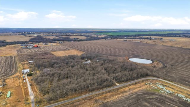 2421 Edwards Road, Van Alstyne, TX 75495