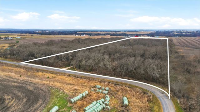 2421 Edwards Road, Van Alstyne, TX 75495